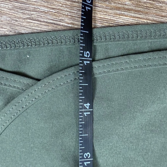 Patagonia Women's Fleetwith Skort Size XS Olive Green Outdoor, Hiking, Athletic - Picture 11 of 14